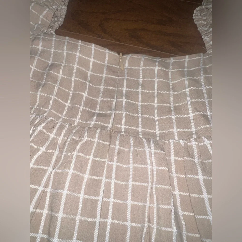 Plaid Storia blouse size medium - Picture 3 of 3